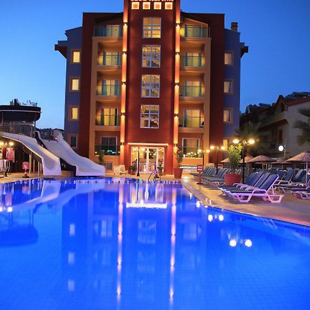 Club Alpina Hotel Мармарис Екстериор снимка
