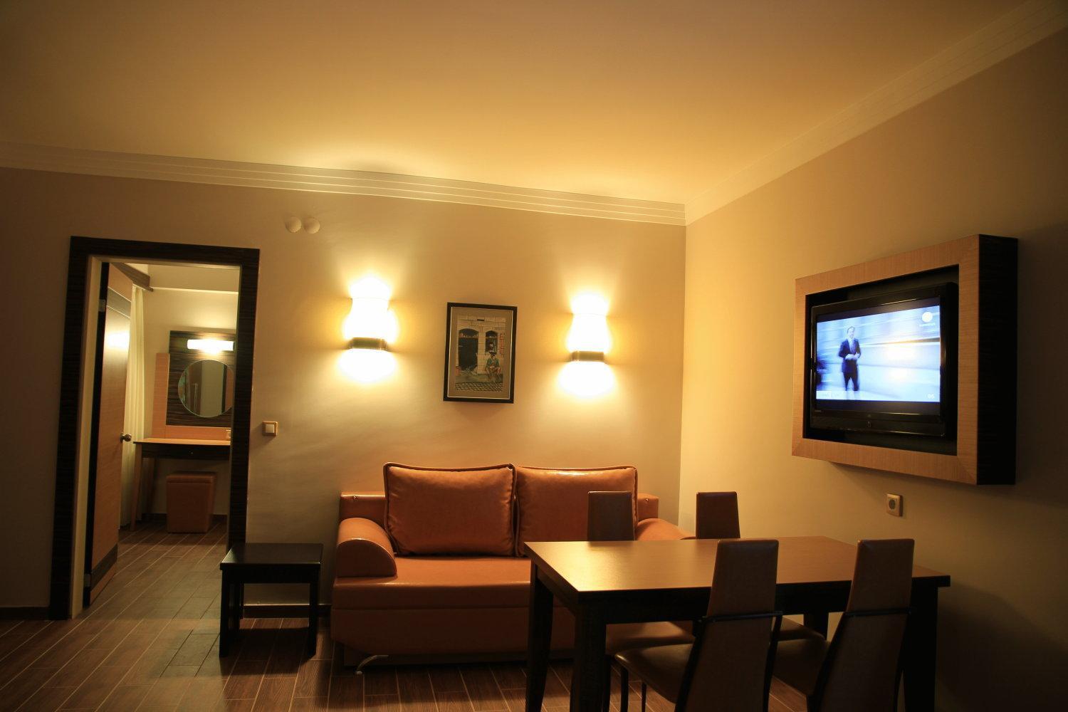 Club Alpina Hotel Мармарис Екстериор снимка