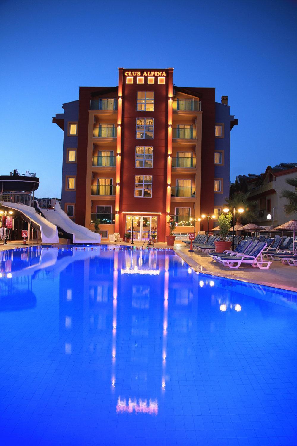 Club Alpina Hotel Мармарис Екстериор снимка