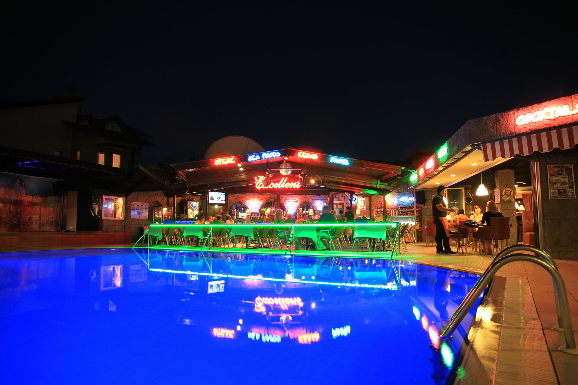 Club Alpina Hotel Мармарис Екстериор снимка
