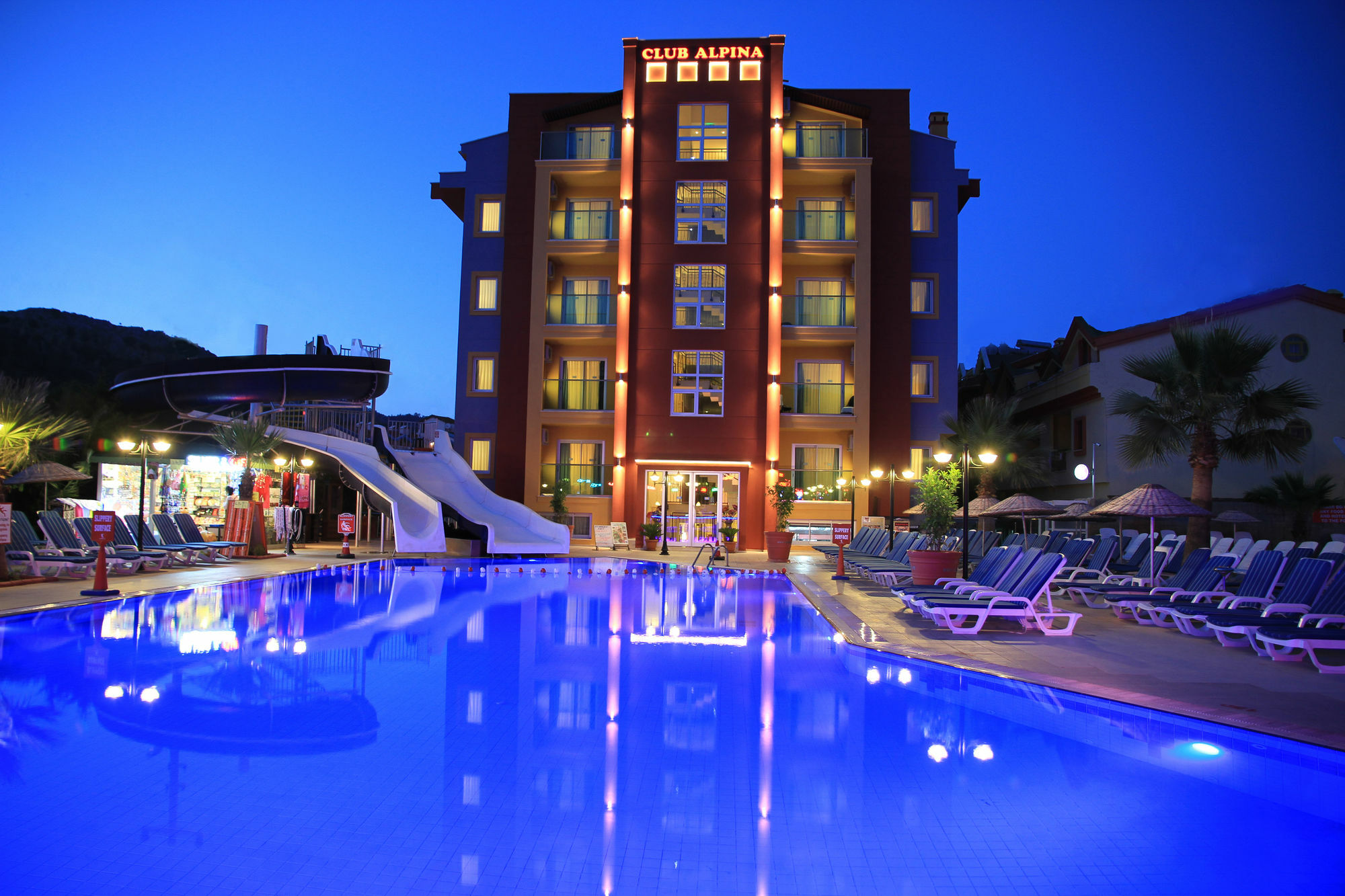 Club Alpina Hotel Мармарис Екстериор снимка